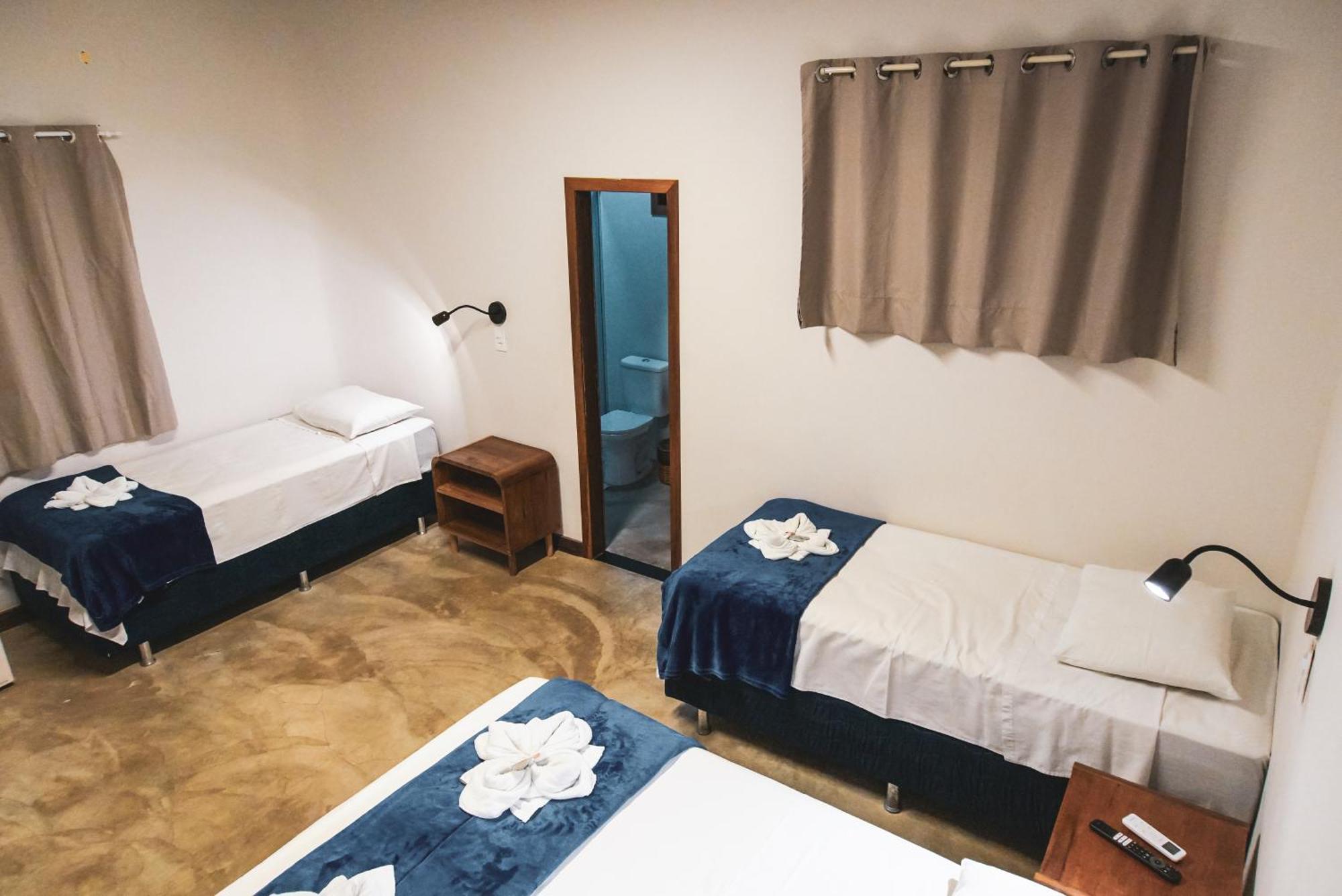 Local Hostel Novo Airao Luaran gambar