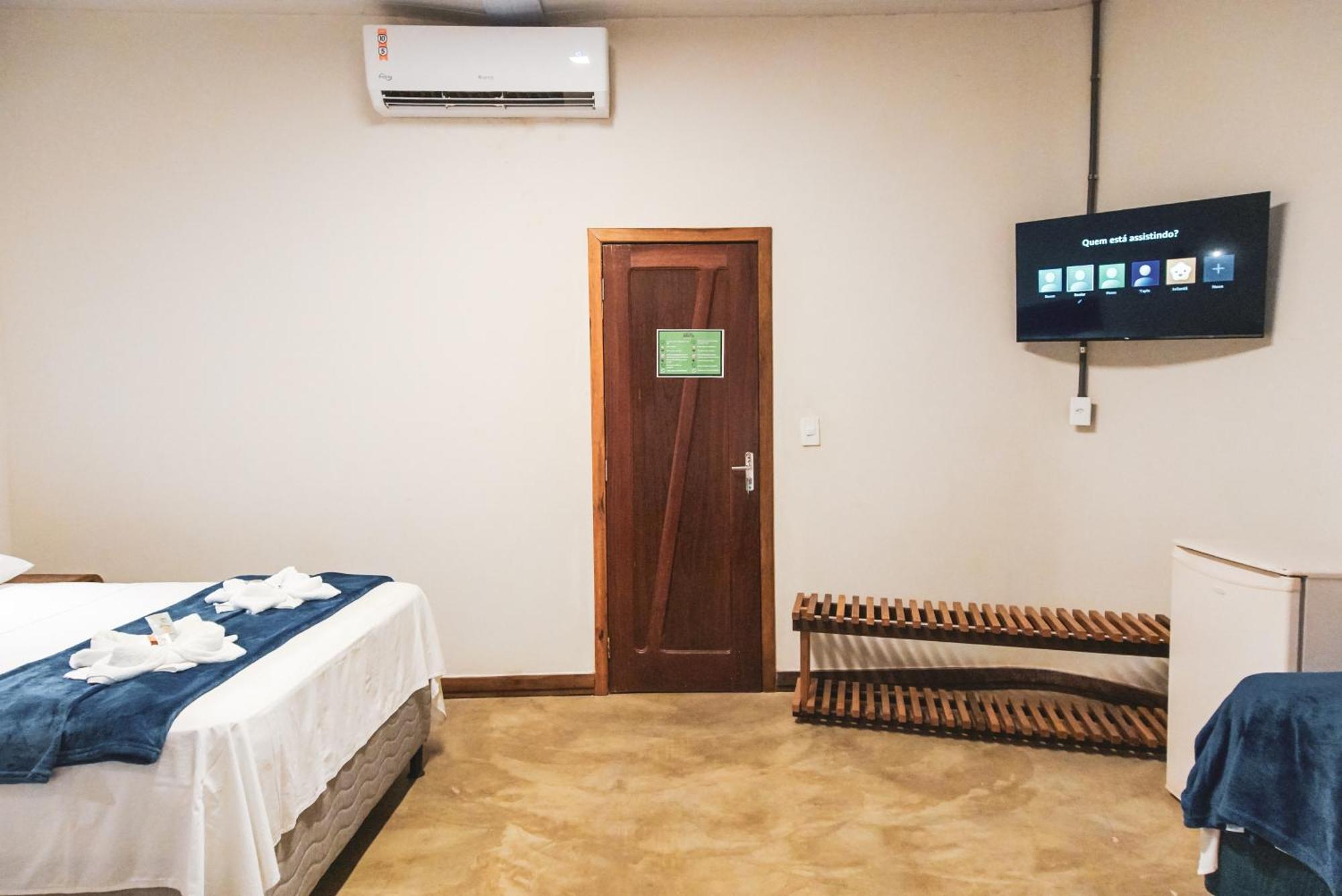 Local Hostel Novo Airao Luaran gambar