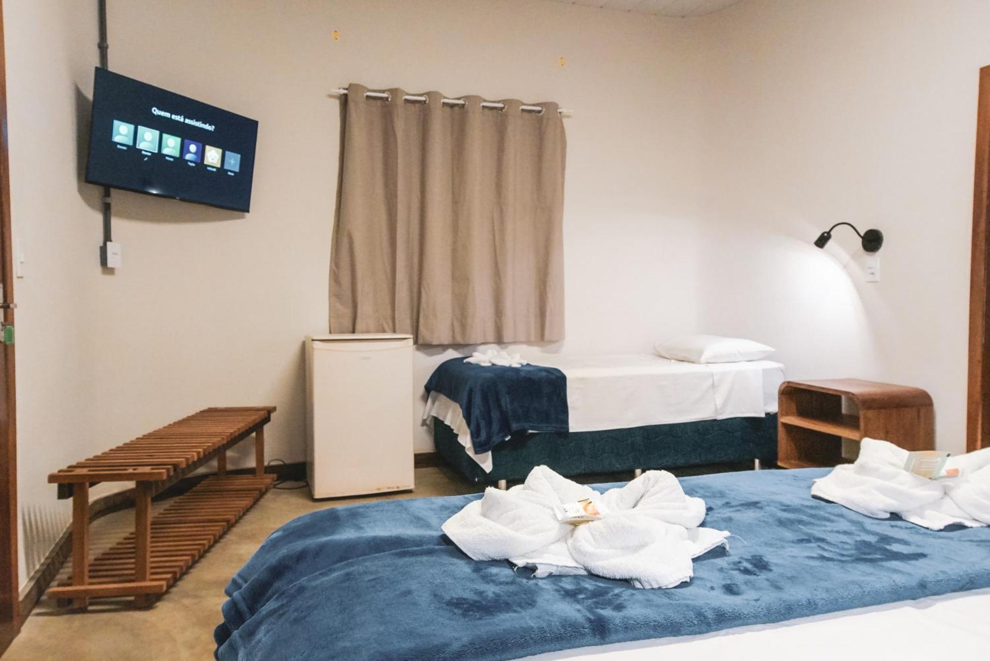 Local Hostel Novo Airao Luaran gambar