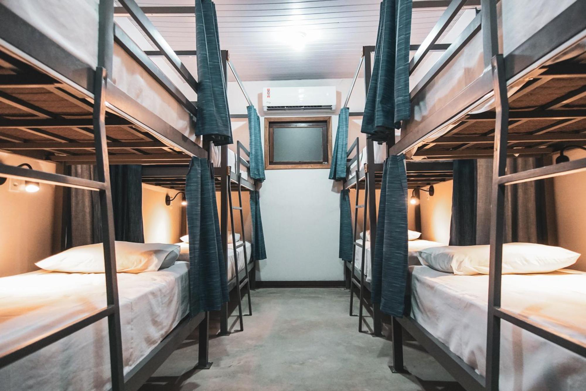 Local Hostel Novo Airao Luaran gambar